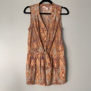 Comfy romper with pockets!